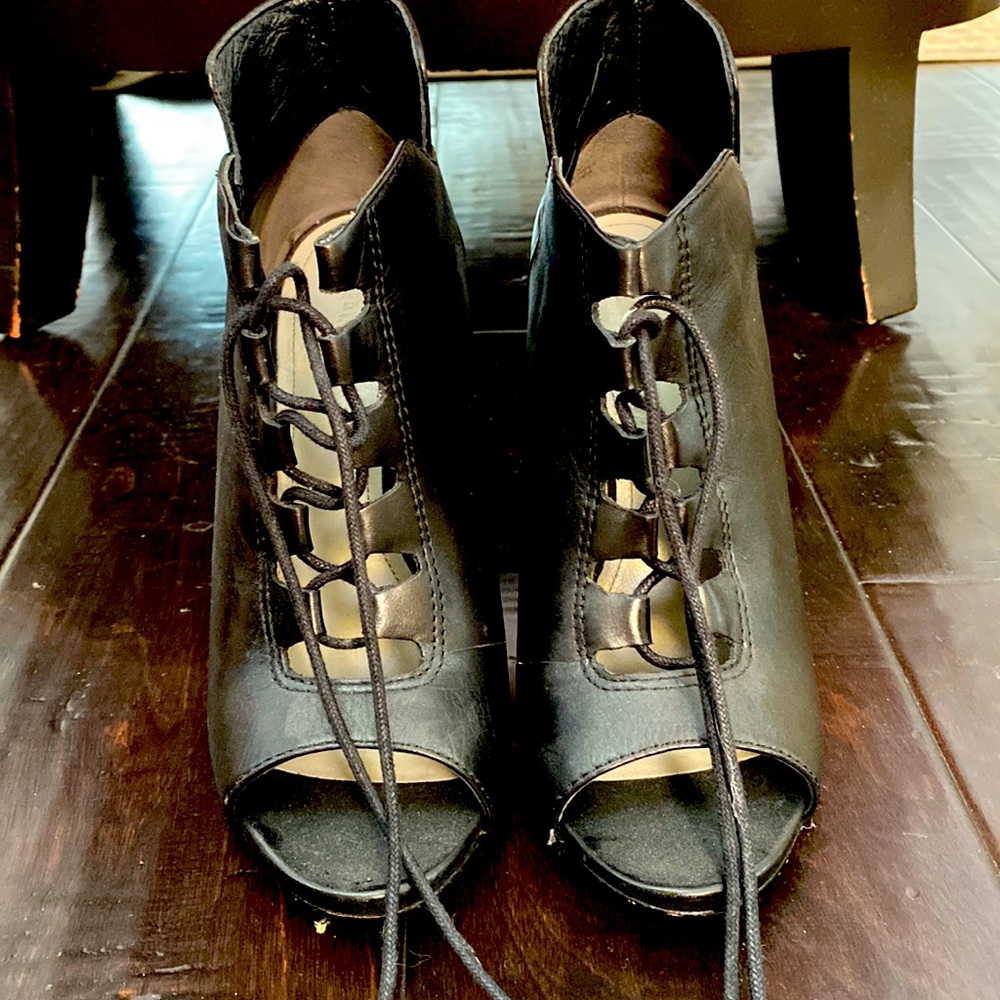 High heel booties
